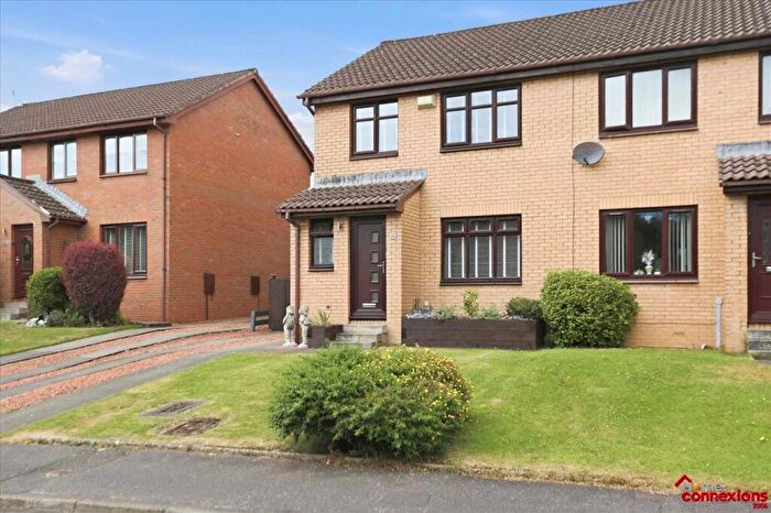 3 Bedroom Semi-Detached House For Sale In Alwyn Drive, Stewartfield, East Kilbride, G74