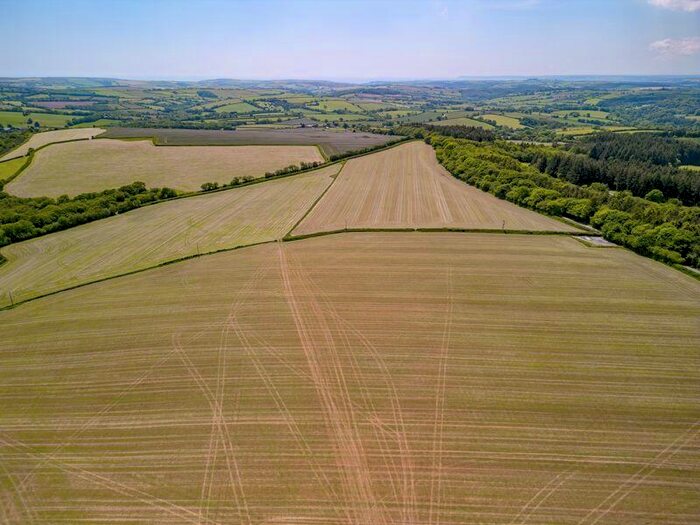 Property For Sale In Grade & Land At Herodsfoot, Liskeard, PL14