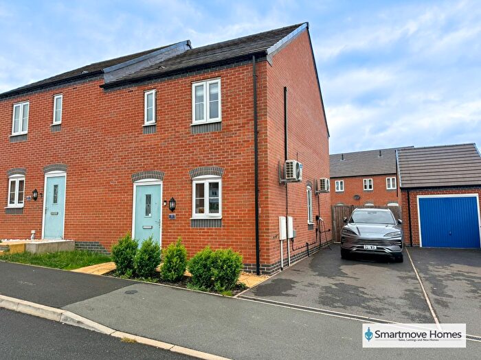 3 Bedroom Semi-Detached House For Sale In Severn Close, Codnor, DE5