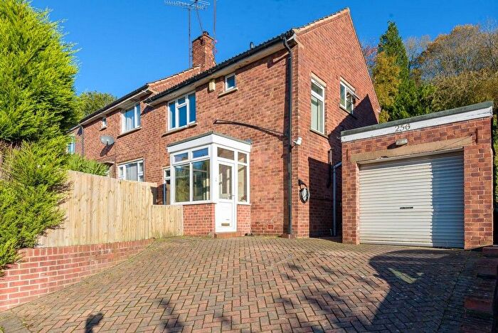 3 Bedroom Semi-Detached House To Rent In Bannerdale Road, Sheffield, S11