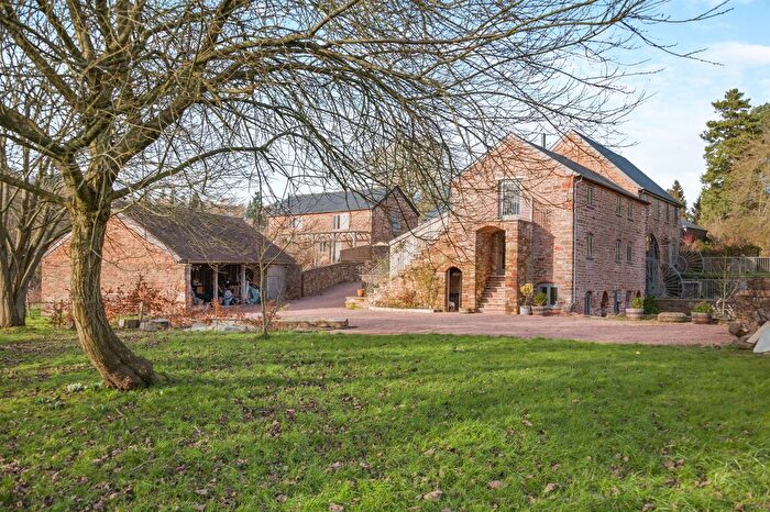 4 Bedroom Semi Detached House For Sale In St Weonards, Hereford, Herefordshire, HR2