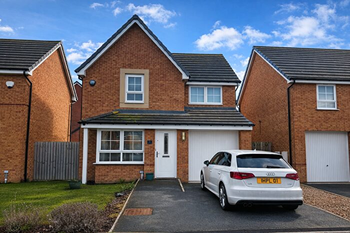3 Bedroom Detached House To Rent In Parker Lane, Methley, Leeds, LS26