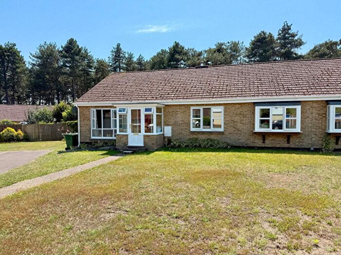 3 Bedroom Semi-Detached Bungalow For Sale In Greenways, Sutton Heath, Woodbridge, IP12