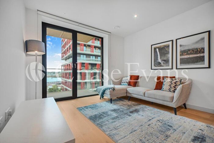 1 Bedroom Flat To Rent In Royal Crest Avenue, Docklands, London, E16