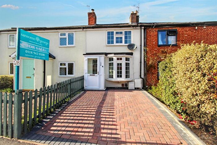 2 Bedroom Terraced House For Sale In City Road, Tilehurst, Reading, RG31