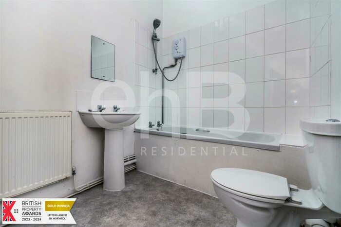 2 Bedroom Apartment To Rent In St. John's, Warwick, CV34