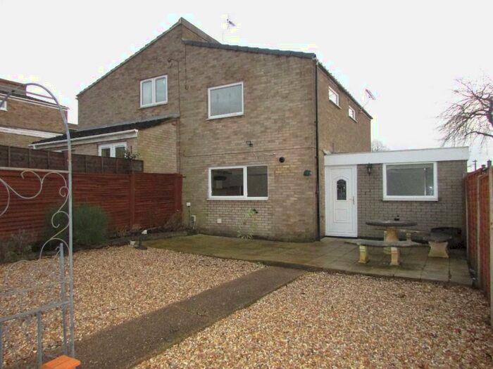2 Bedroom End Of Terrace House To Rent In Lonsdale Road, Stevenage, Hertfordshire, SG1