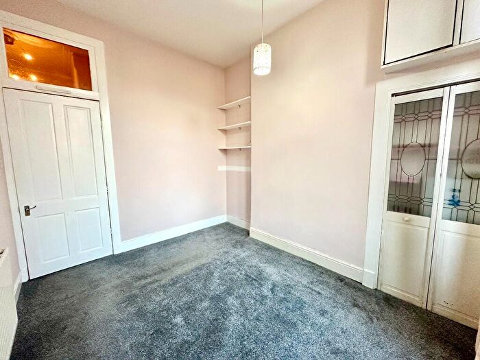 1 Bedroom Flat To Rent In Craig Road, Cathcart, Glasgow, G44