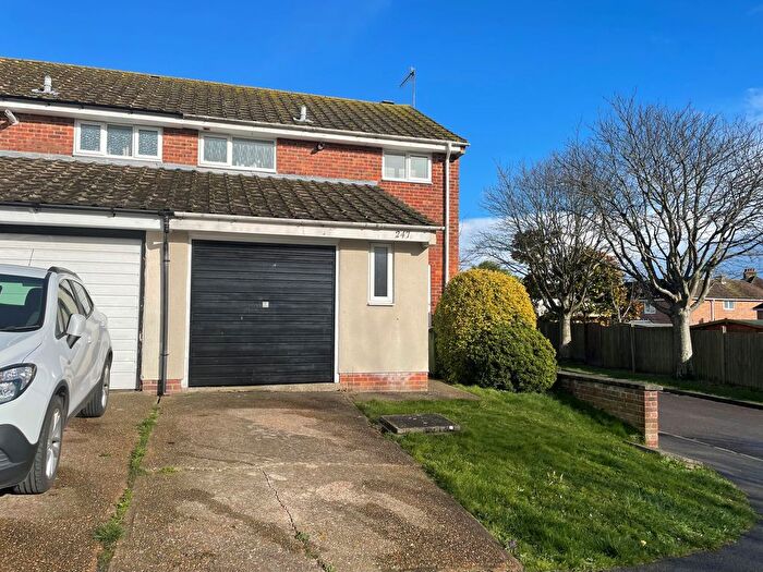 3 Bedroom Property To Rent In Downs Road, Folkestone, CT19