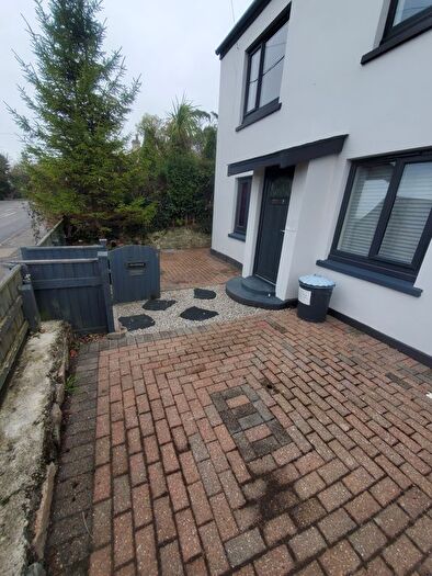 3 Bedroom Semi-detached House To Rent In High Street, PL26