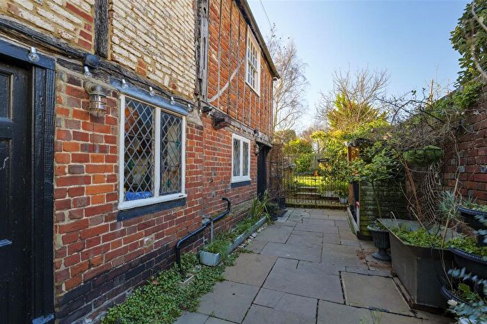 2 Bedroom Semi-Detached House For Sale In Primrose Cottage, High Street, Bridge, CT4