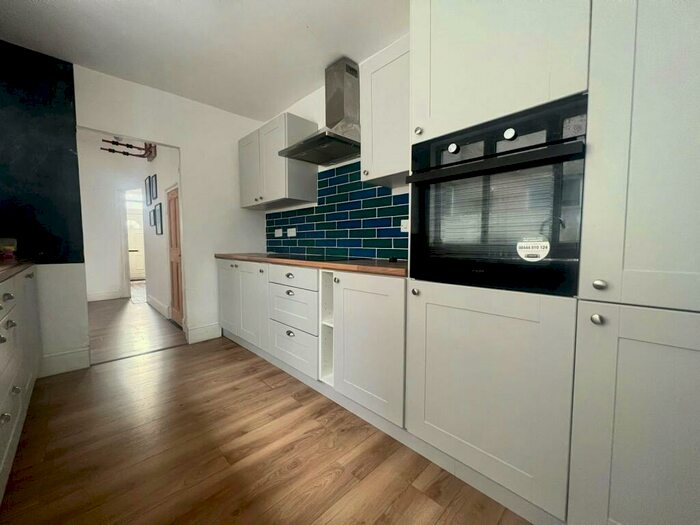 3 Bedroom House To Rent In Arabella Street, Cardiff, CF24