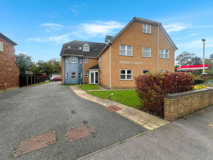 1 Bedroom Flat For Sale In Rose Court, Old Corringham, SS17
