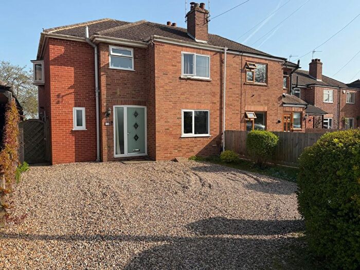 4 Bedroom Semi-Detached House For Sale In Haverhill Road, Stapleford, Cambridge, CB22