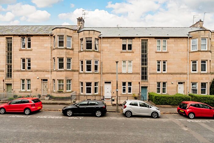 2 Bedroom Flat For Sale In Learmonth Grove, Edinburgh, EH4