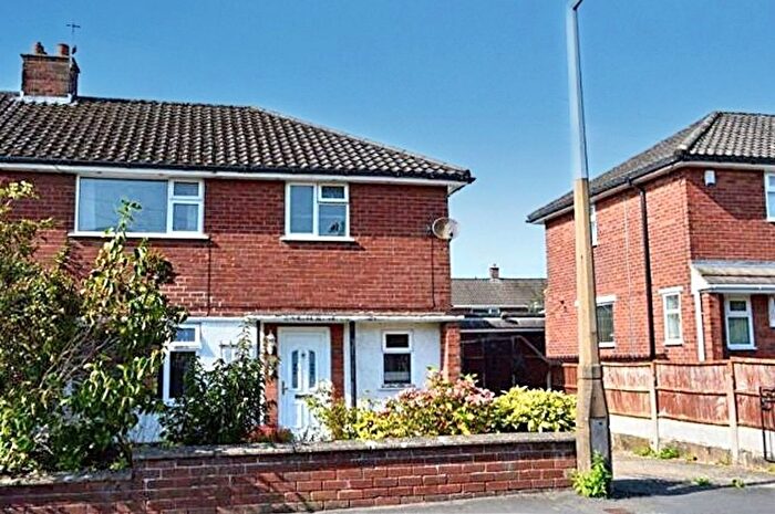 3 Bedroom Semi-Detached House For Sale In Moldsdale Road, Mold, CH7