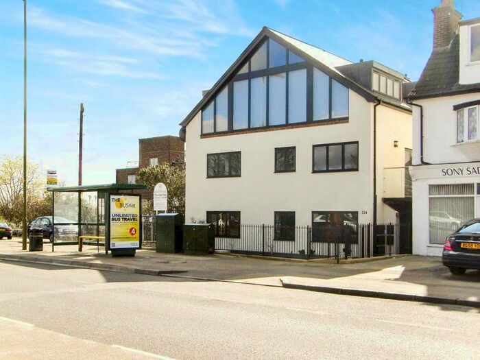 1 Bedroom Flat To Rent In Hatfield Road, St Albans, AL1