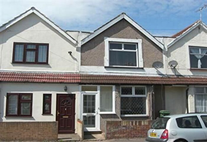 3 Bedroom Property To Rent In Burnaby Road, Northfleet, DA11