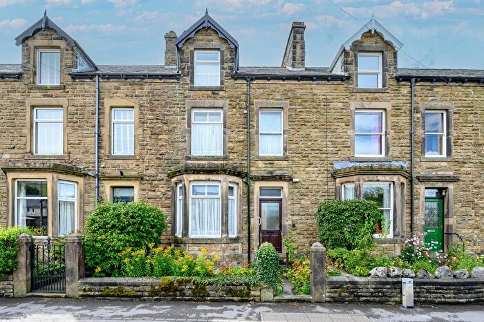 5 Bedroom Terraced House For Sale In Penyghent View, Settle, North Yorkshire, BD24