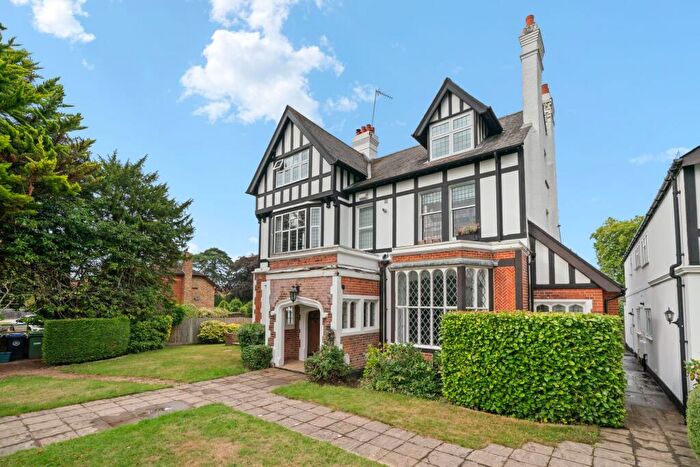 2 Bedroom Apartment To Rent In Foley Road, Claygate, KT10