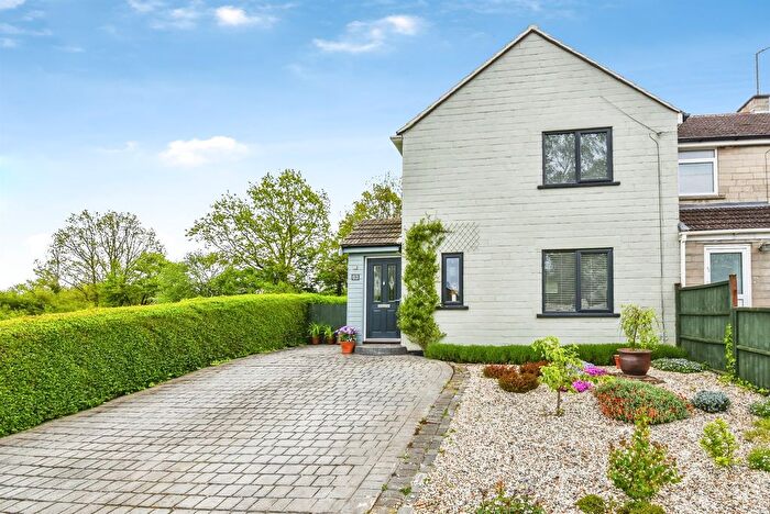 3 Bedroom End Of Terrace House For Sale In Long Close, Chippenham, SN15