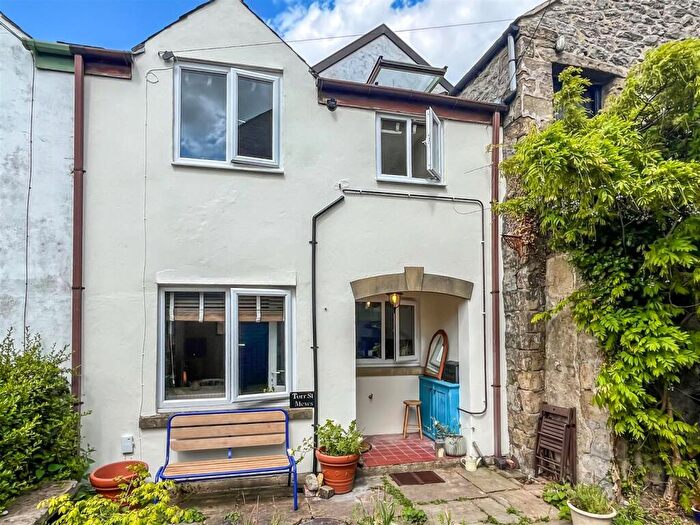 2 Bedroom Mews For Sale In Torr Street, Buxton, SK17