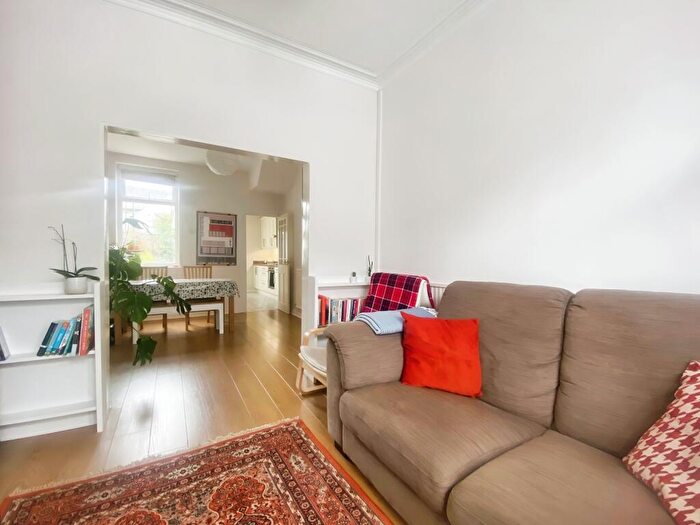 3 Bedroom Terraced House To Rent In Arran Street, CF24