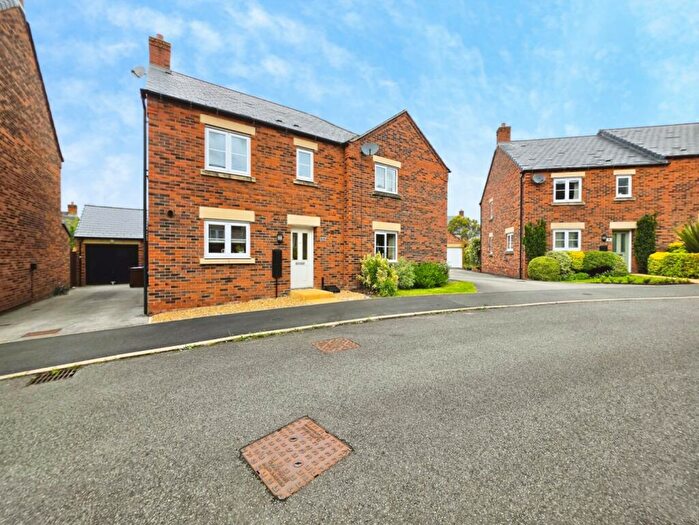 3 Bedroom Semi-Detached House For Sale In Davos Drive, Biddulph, Stoke-On-Trent, ST8