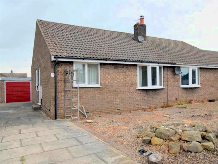 2 Bedroom Bungalow For Sale In Long Meadows, Rillington, Malton, YO17
