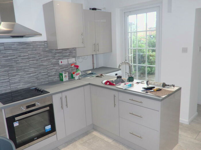 2 Bedroom Terraced House To Rent In En-Suite - Wilson Street | Student House | /, LN1