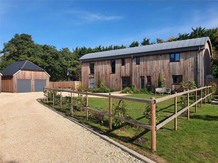 4 Bedroom Detached House For Sale In Abbey Close, Cholsey, Wallingford, Oxfordshire, OX10