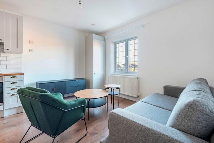 1 Bedroom Flat To Rent In Edison Grove, London SE18