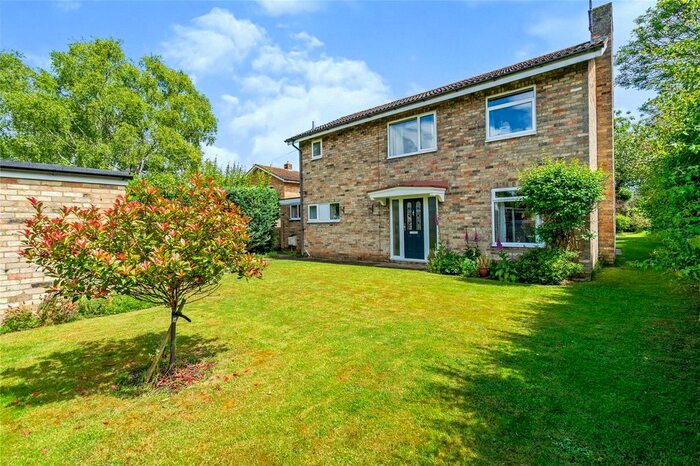4 Bedroom Detached House For Sale In Orchard Way, Oakington, Cambridge, Cambridgeshire, CB24