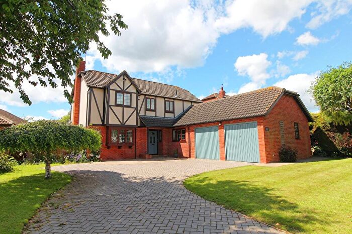 4 Bedroom Detached House For Sale In Butt Close, Wigston, LE18