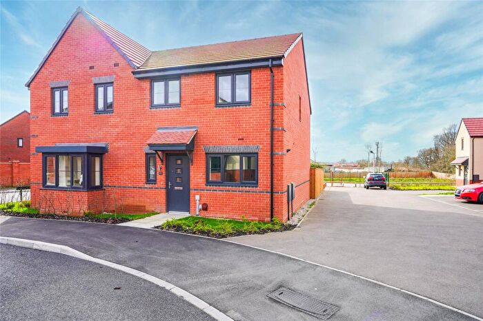 3 Bedroom Semi Detached House For Sale In Codling Close, Bramcote, Nottingham, Nottinghamshire, NG9