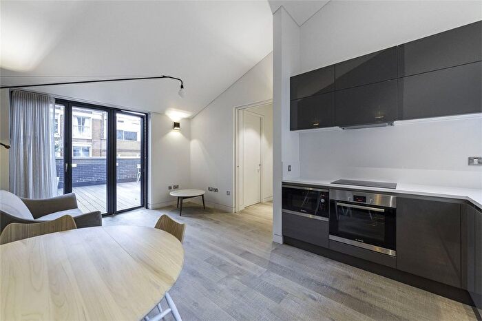 1 Bedroom Flat To Rent In Mallow Street, Shoreditch, EC1Y