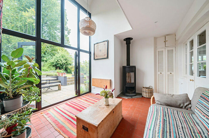 4 Bedroom Detached House For Sale In Bourne Lane, Twyford, Winchester, Hampshire, SO21