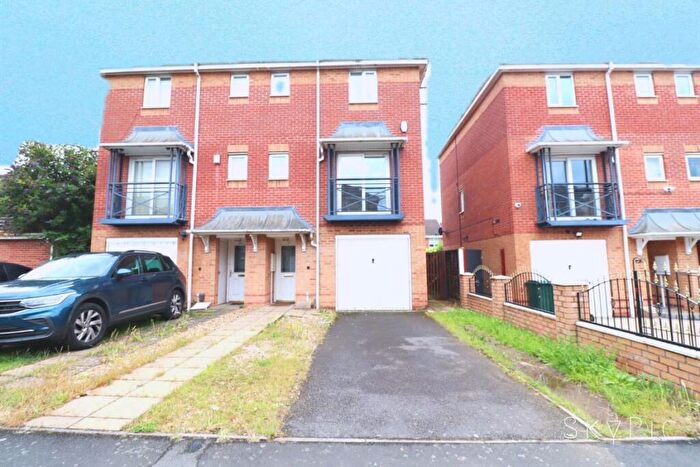 3 Bedroom Semi-Detached House To Rent In Anley Way, Coventry, CV6