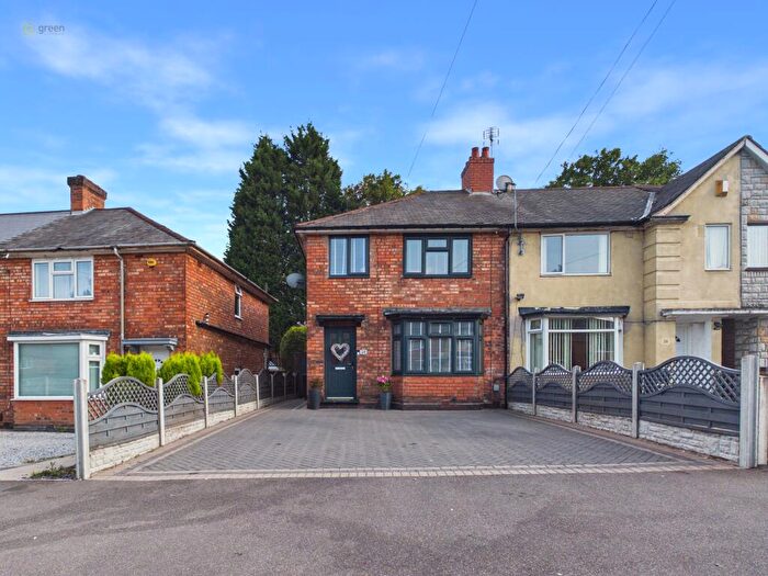 4 Bedroom End Of Terrace House For Sale In Sidcup Road, Kingstanding, Birmingham, B44