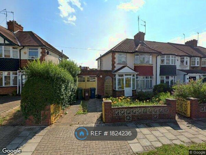 4 Bedroom Semi-Detached House To Rent In Southdown Crescent, Harrow, HA2