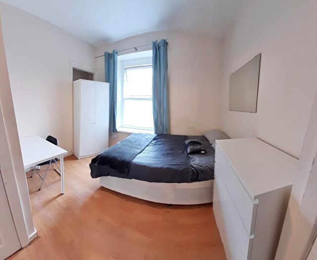 5 Bedroom House To Rent In Nicholl Street, Mount Pleasant, SA1