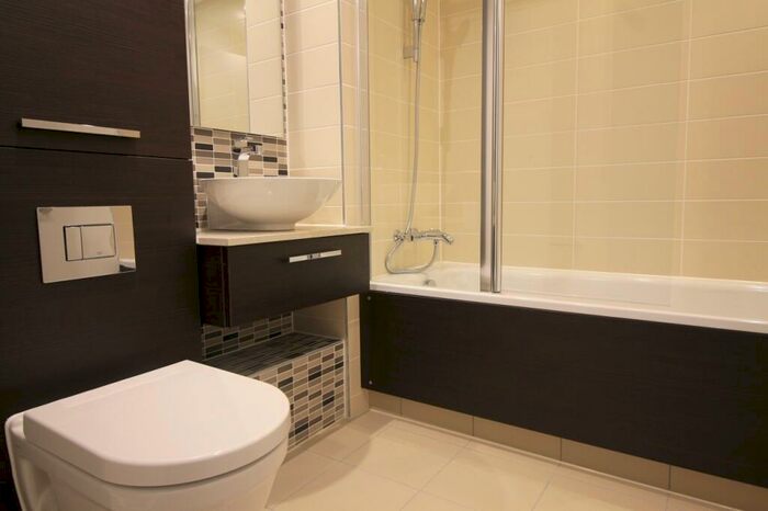 2 Bedroom Apartment To Rent In Bloom House, Bermondsey Works, London, SE16
