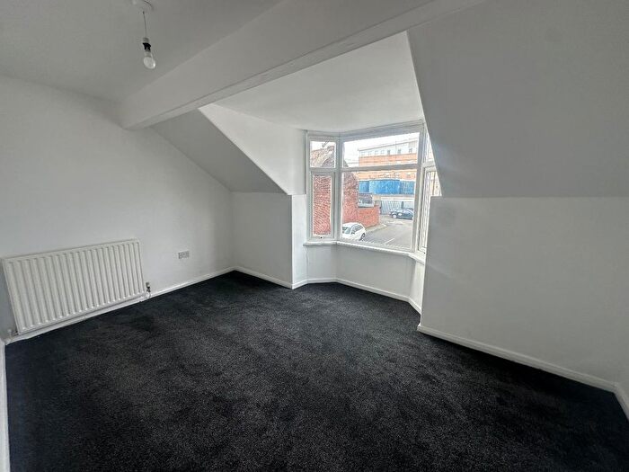 4 Bedroom End Of Terrace House To Rent In Clifford Street, Sunderland, SR4