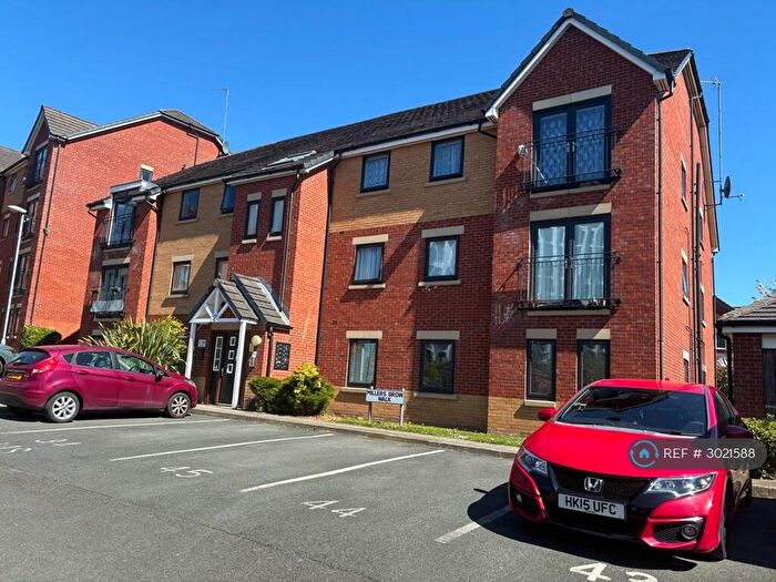 2 Bedroom Flat To Rent In Millers Brow Walk, Manchester, M9