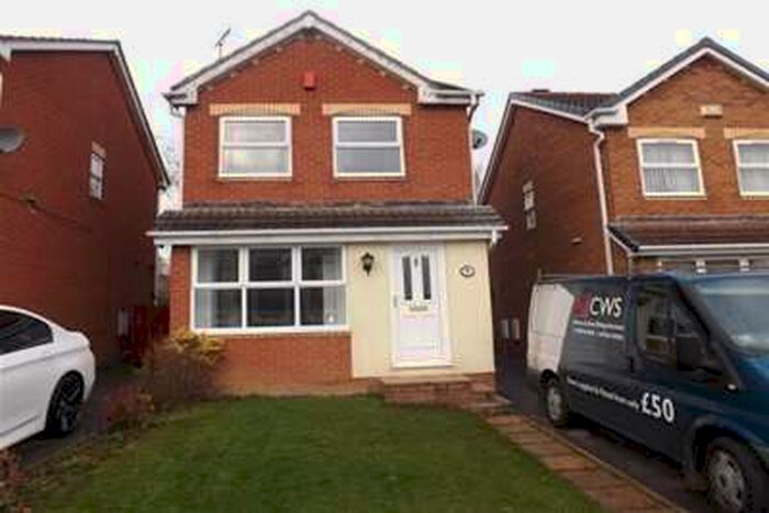 3 Bedroom Detached House To Rent In Sherbourne Avenue, Bramley, Rotherham S66