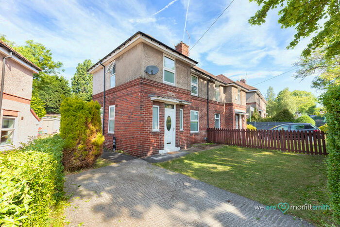 3 Bedroom Semi-Detached House To Rent In Hallowmoor Road, Wisewood, S6