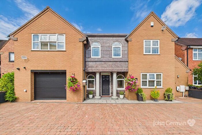 5 Bedroom Detached House For Sale In Knowle Road, Stafford, ST17
