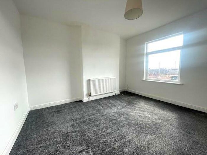 2 Bedroom End Of Terrace House For Sale In Barker Street, Huthwaite, NG17