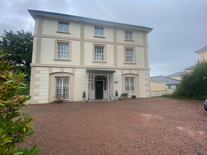 1 Bedroom Flat To Rent In Worcester Road, Malvern, WR14