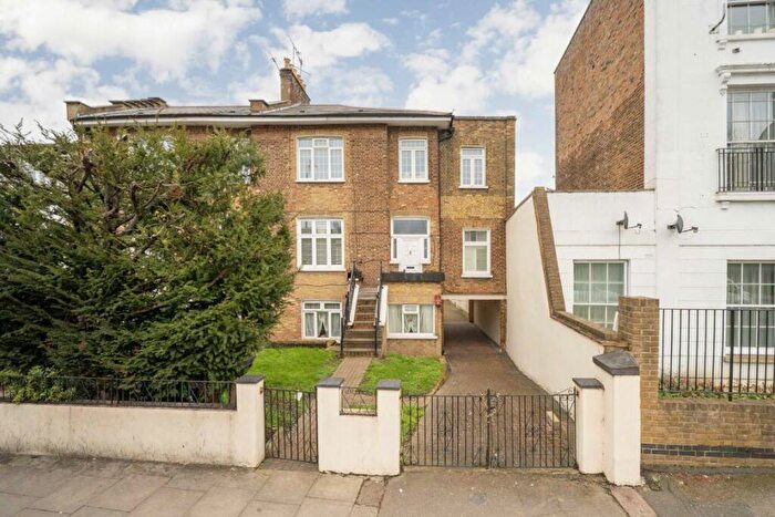 2 Bedroom Flat For Sale In St. Ann's Road, London, N15